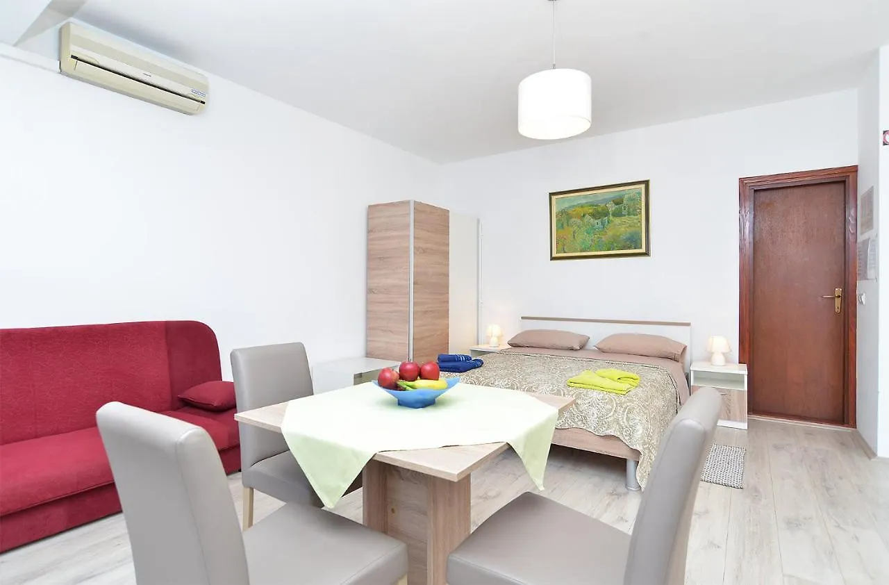 Apartments Branka 2099 Rovinj