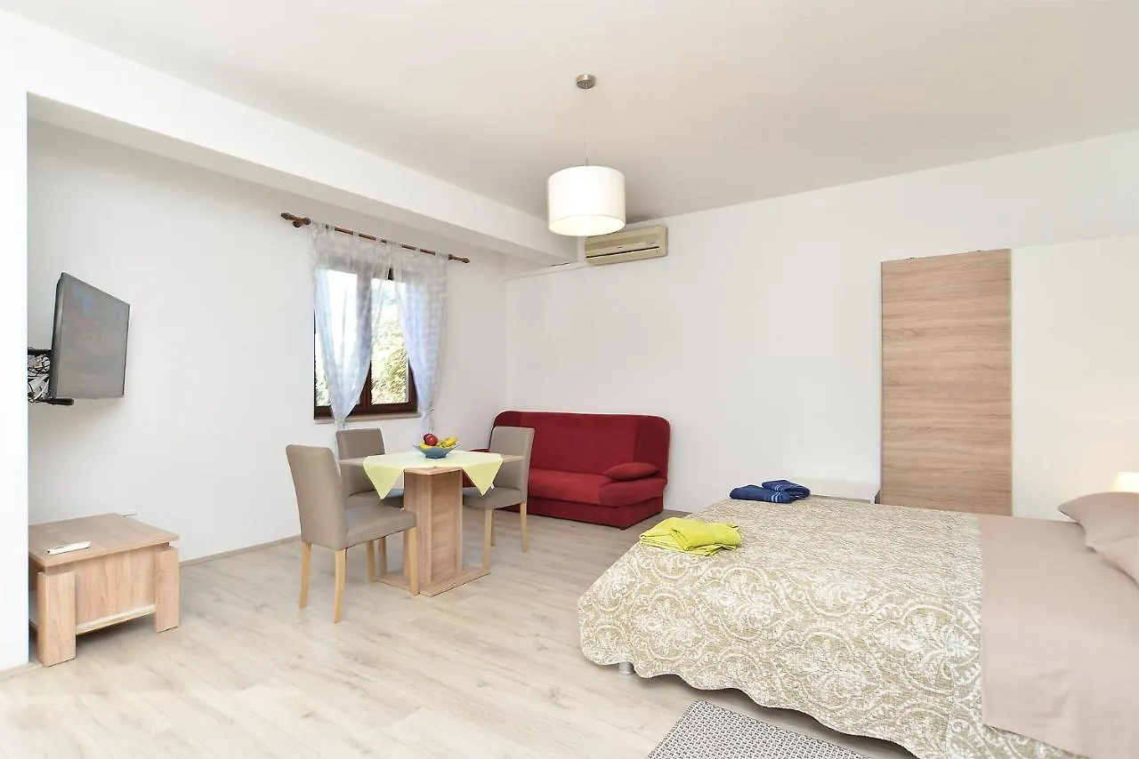 Apartments Branka 2099 Rovinj