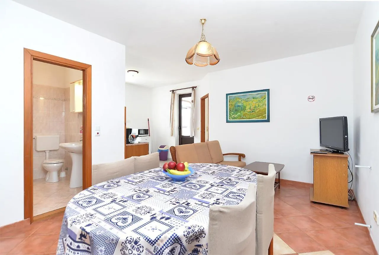 Apartments Branka 2099 Rovinj