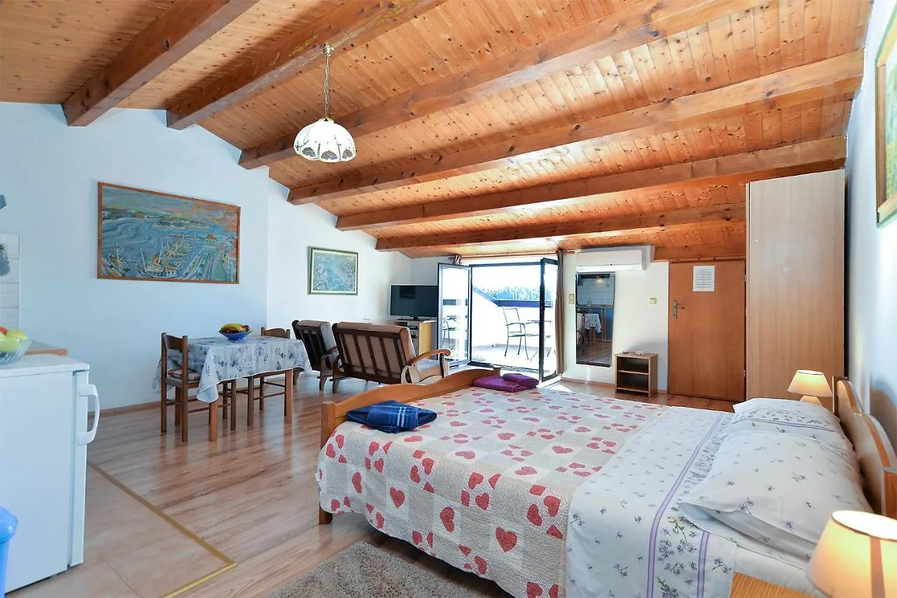 Apartments Branka 2099 Rovinj Kroatien