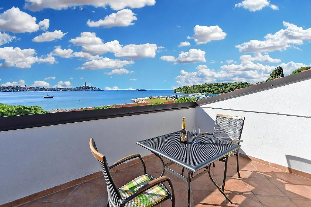 Apartments Branka 2099 Rovinj 0*,