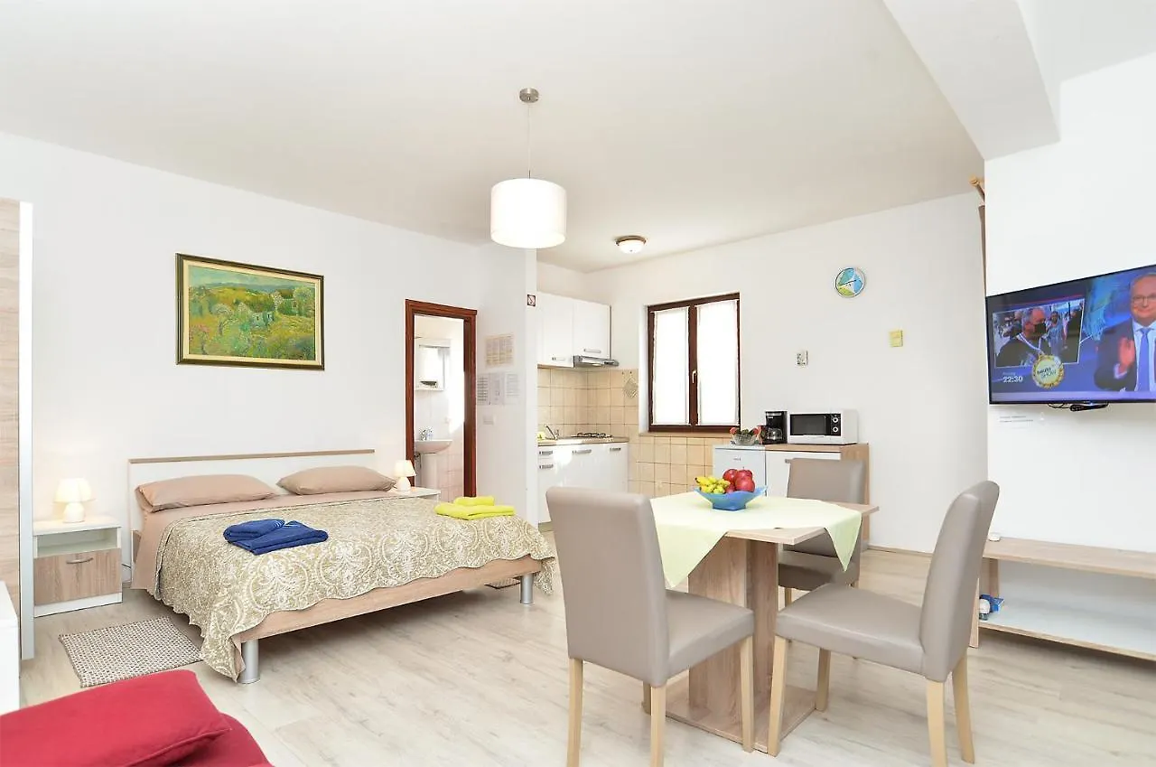 Apartments Branka 2099 Rovinj