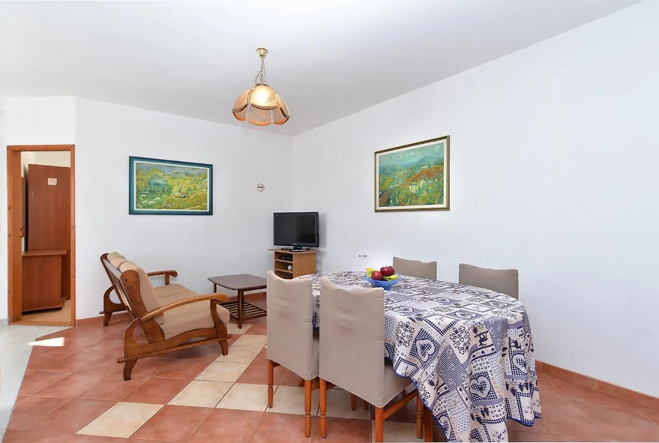 Apartments Branka 2099 Rovinj 0*,  Croatia